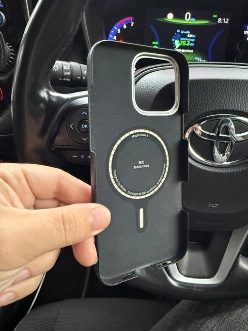 Buy & Sell Telford Telford and Wrekin - Photos for Case carbon iphone 16 pro max PITAKA