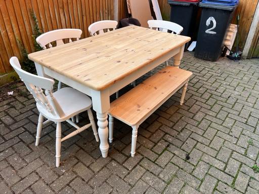 Buy & Sell Saint Dunstans Canterbury - Photos for Farmhouse table, 4 chairs and a bench
