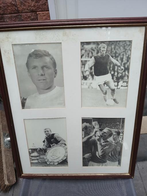 Buy & Sell Sutton Town Centre Sutton - Photos for West ham memorabilia