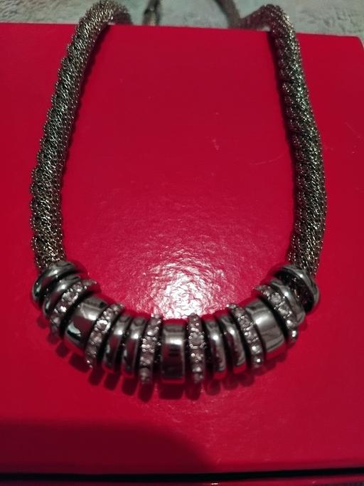 Buy & Sell Milton Regis Swale - Photos for pretty necklace