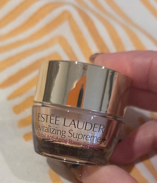 Buy & Sell Hill Top Sandwell - Photos for Estee Lauder Revitalising Supreme +