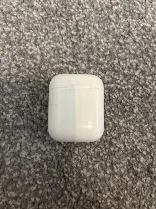 Buy & Sell Silvertown East London - Photos for AirPods