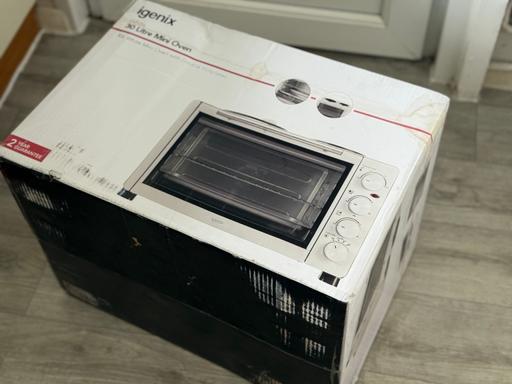 Buy & Sell Colyers South East London - Photos for Organic white mini oven with double hob