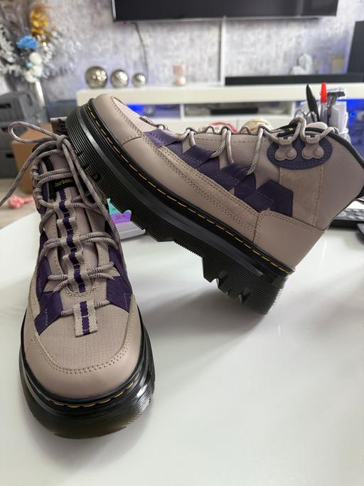 Buy & Sell Shard End Birmingham - Photos for Dr marten boury boots never used