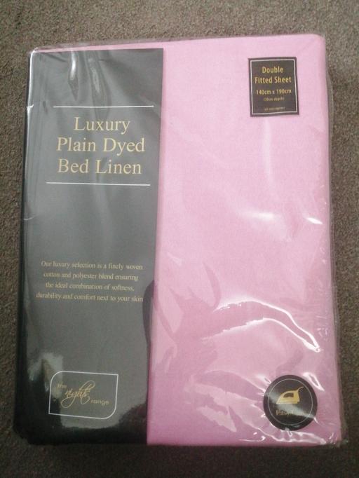 Buy & Sell Heath Town Wolverhampton - Photos for New pink double fitted sheet