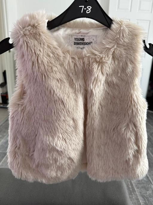 Buy & Sell Corngreaves Trading Estate Sandwell - Photos for Young Dimension faux fur gilet 7-8 years