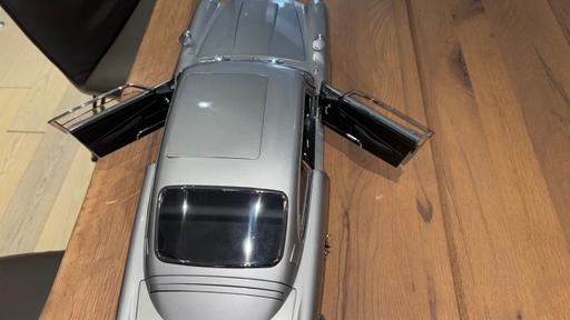 Buy & Sell Thornhill Kirklees - Photos for Aston Martin db5 1:8