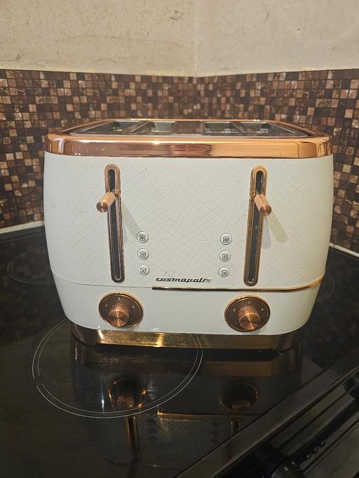 Buy & Sell Pensnett Dudley - Photos for BEKO COSMOPOLIS WHITE/GOLD 4 SLICE TOASTER