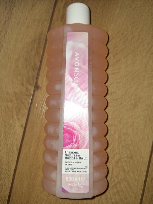 Buy & Sell Ettingshall Park Wolverhampton - Photos for New Avon Sunrise Bubble Bath 🛀
