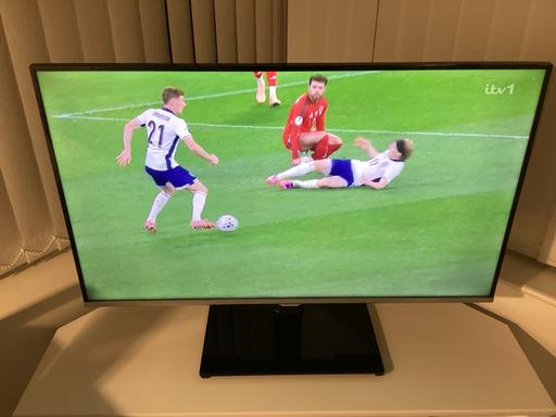 Buy & Sell Chase Terrace Lichfield - Photos for Samsung 40” TV