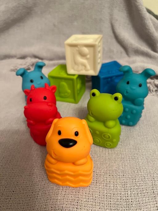 Buy & Sell Hetton-Le-Hole Sunderland - Photos for Rubber Figures & Cubes Bundle