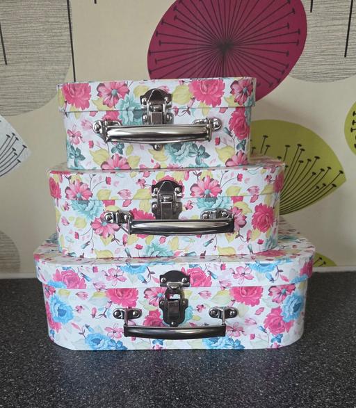Buy & Sell Westgate-on-Sea Thanet - Photos for 3 X STORAGE SUITCASES