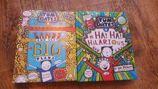 Buy & Sell Drakelow South Derbyshire - Photos for Tom Gates Kids/Junior Books