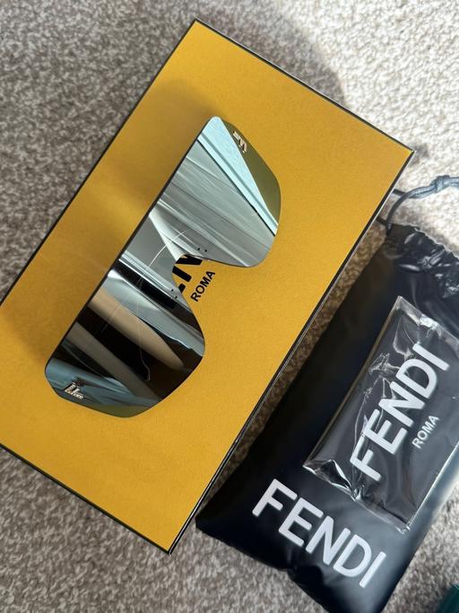 Buy & Sell Low Moor Bradford - Photos for Fendi sunglasses