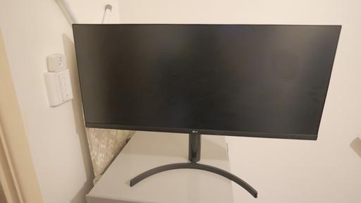 Buy & Sell Devons Road East London - Photos for 34