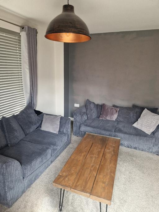 Buy & Sell Ketley Telford and Wrekin - Photos for 2 seater & 3seater sofa