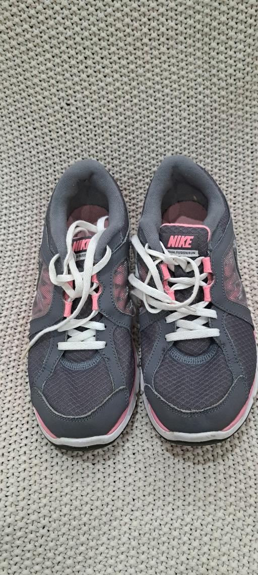 Buy & Sell Sutton Coldfield Birmingham - Photos for Nike Trainers Size 5.5