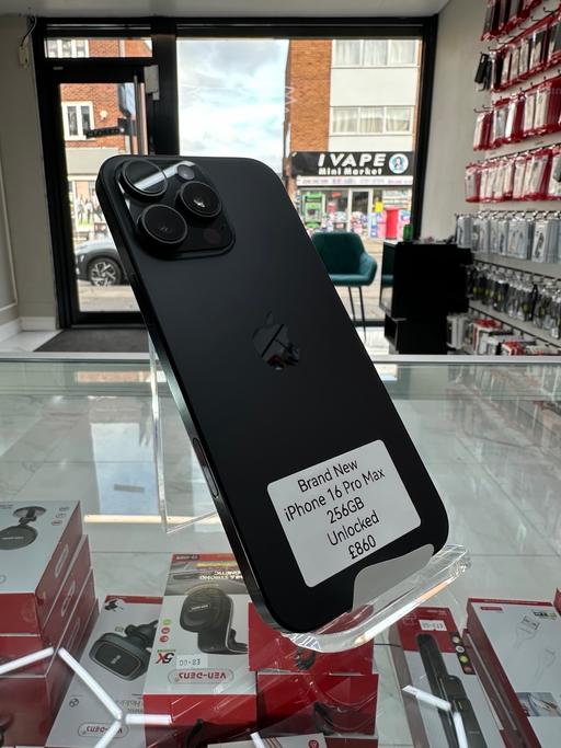 Buy & Sell Sutton Coldfield Birmingham - Photos for Brand New iPhone 16 Pro Max 256GB Unlocked