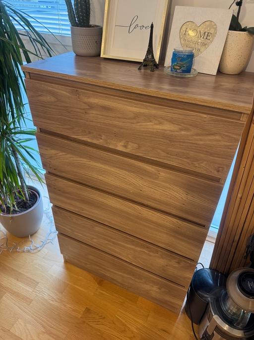 Buy & Sell Brentford Hounslow - Photos for Wooden chest of drawers