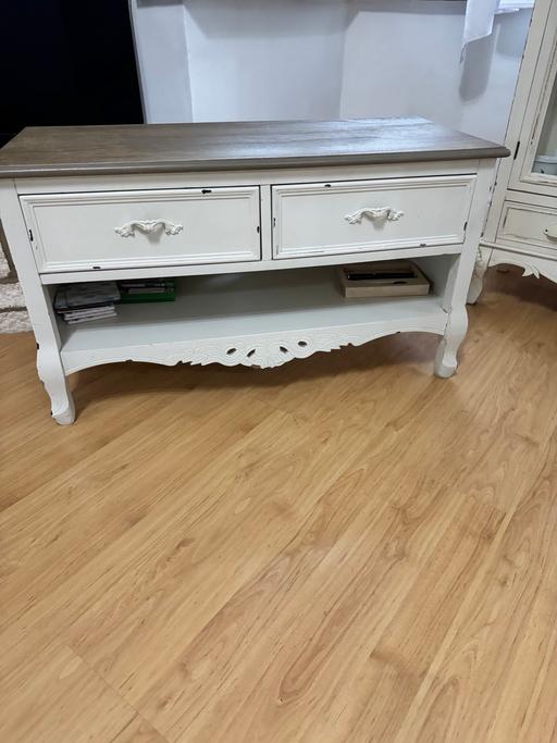 Buy & Sell North Harrow Harrow - Photos for Shabby Chic tv stand