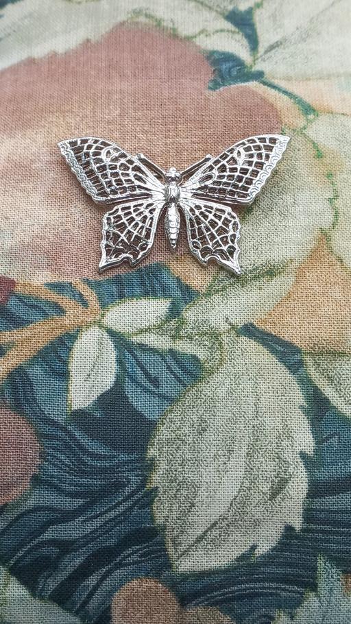 Buy & Sell Home Meadow Worcester - Photos for vintage brooch