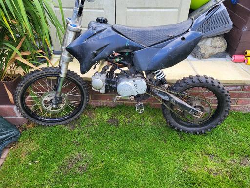 Vehicles South Hylton Sunderland - Photos for 125 pit bike