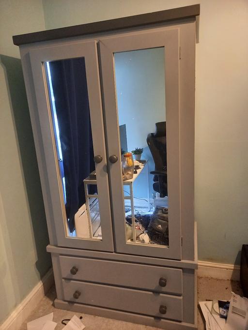Buy & Sell Shacklewell North London - Photos for solid wood wardrobe