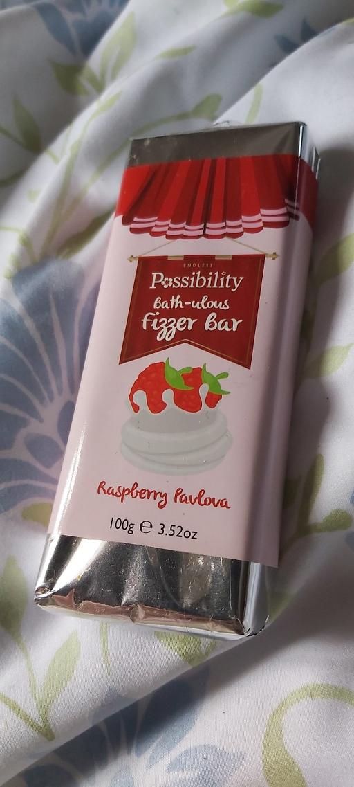 Buy & Sell Asfordby Valley Melton - Photos for Bath fizzer Raspberry pavlova 100g 🍸 💗
