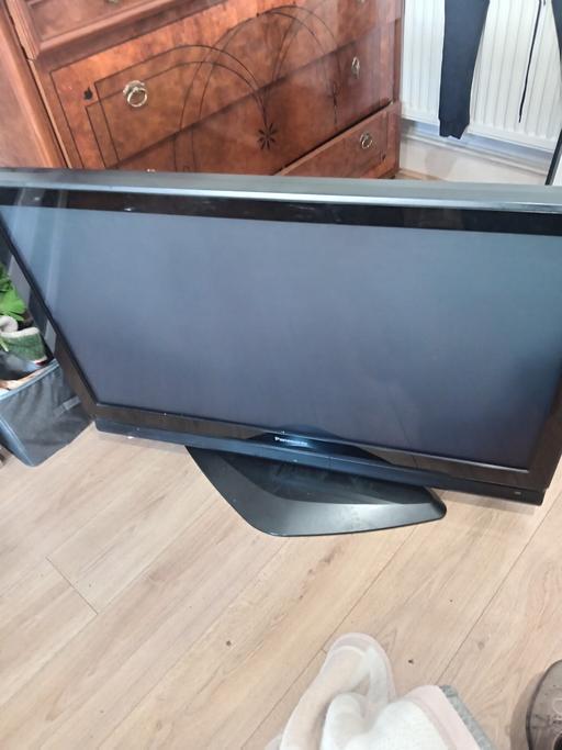 Buy & Sell Moseley Birmingham - Photos for 42 inch Panasonic TV not smart