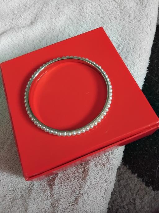Buy & Sell Kemsley Swale - Photos for pearl bracelet