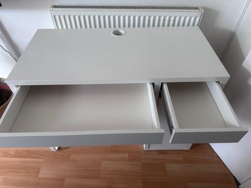 Buy & Sell Lambeth South West London - Photos for White desk
