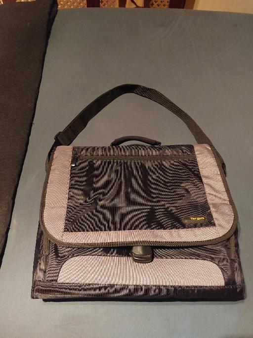 Buy & Sell Dagenham Barking and Dagenham - Photos for TARGUS laptop college carry bag charcoal
