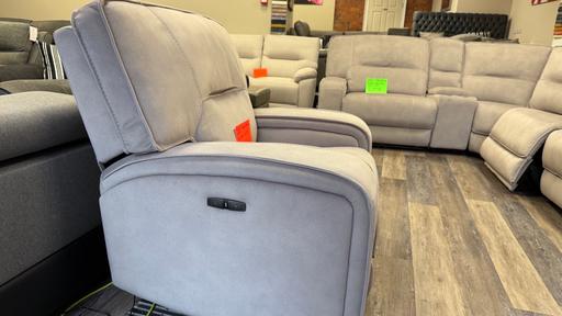 Buy & Sell Leigh Wigan - Photos for Dfs power recliner armchair
