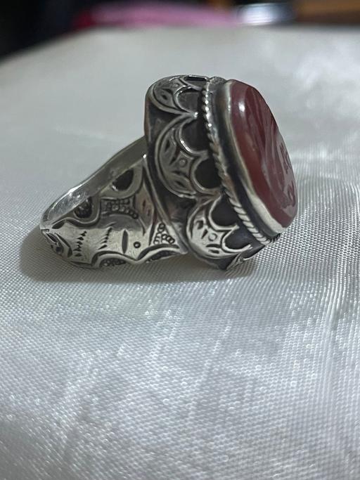 Buy & Sell Enfield Wash Enfield - Photos for Vintage old agate ring