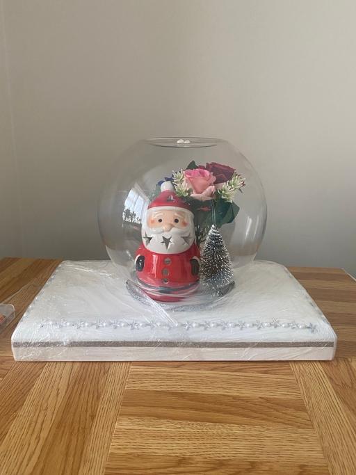Buy & Sell Wormwood Scrubs West London - Photos for Christmas globe table lamp . 