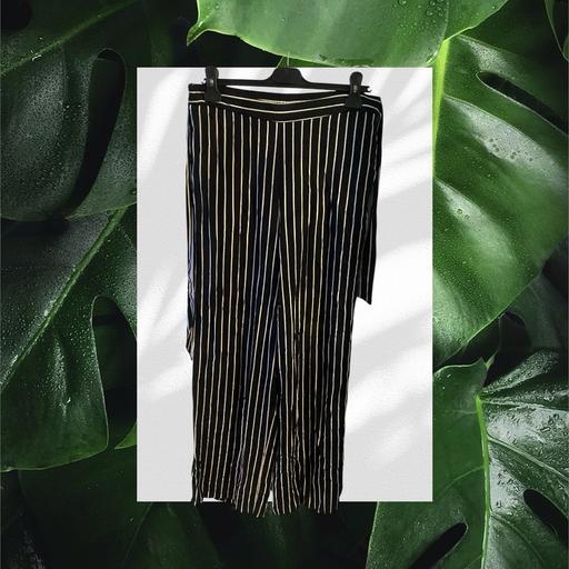 Buy & Sell North Kensington West London - Photos for Pin stripe trousers UK14