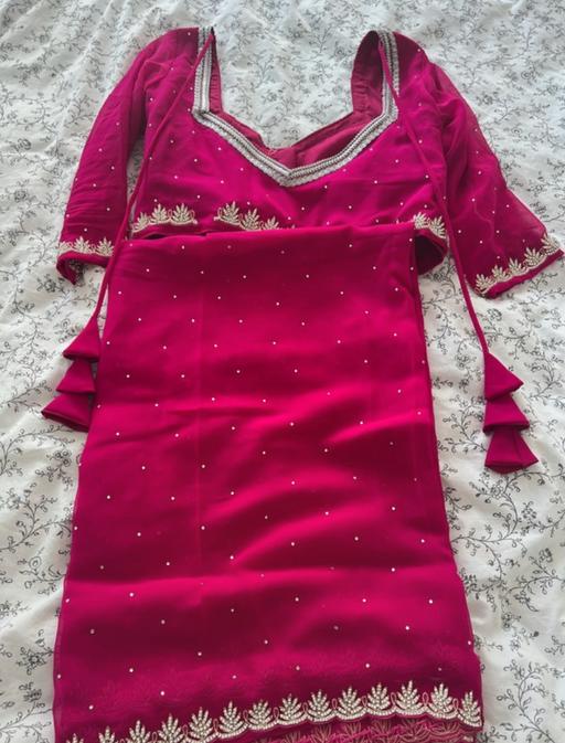 Buy & Sell Hayes Hillingdon - Photos for Pink fancy saree