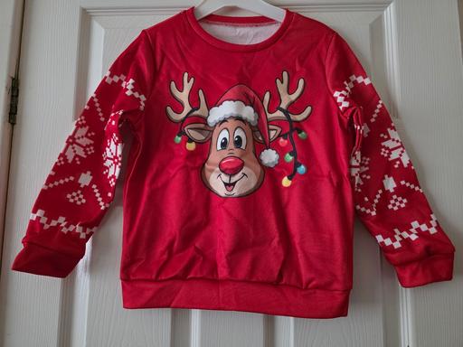 Buy & Sell Blackpool Town Centre Blackpool - Photos for Reindeer sweatshirt age 7 yrs NEW