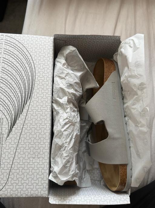 Buy & Sell De Beauvoir Town North London - Photos for Birkenstocks Grey Suede