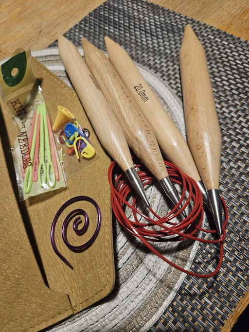 Classes Wombwell Barnsley - Photos for Wooden Circular Knitting Needles Set – 2 Size