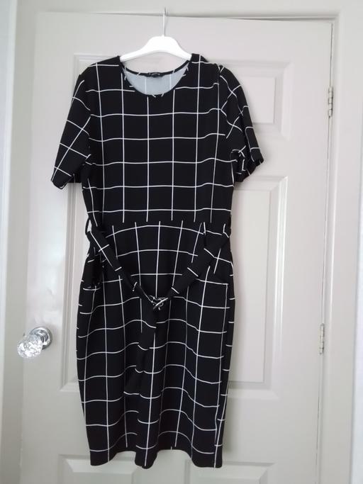 Buy & Sell Bells Mill Dudley - Photos for size 18 dress