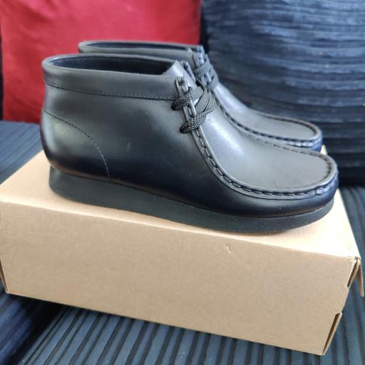Buy & Sell Sark Guernsey - Photos for Brand new kids wallabee boots size 2 (EUR 34)