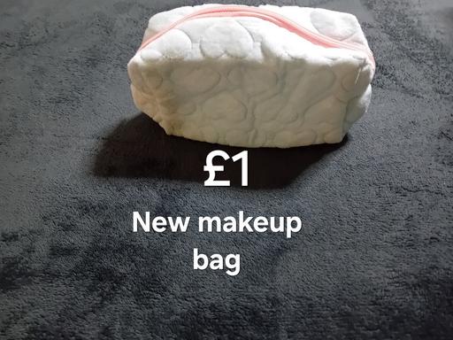 Buy & Sell Staincliffe Kirklees - Photos for brand new makeup bag