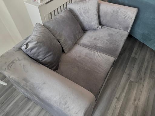 Buy & Sell Lambeth South East London - Photos for Sofa