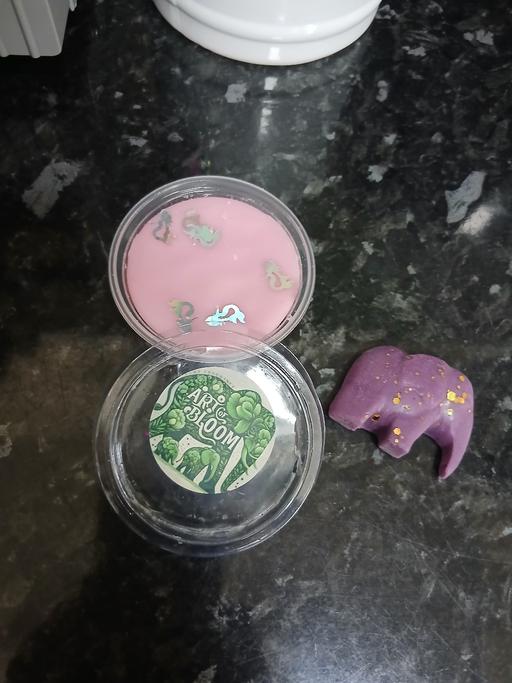Buy & Sell Bradley Fold Trading Estate Bury - Photos for Wax Melts New