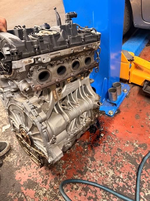 Vehicles Kennington South East London - Photos for Engine from Bmw 120i msport