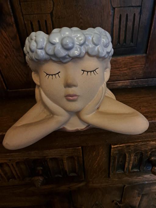Buy & Sell Lye Dudley - Photos for Country Living planter.