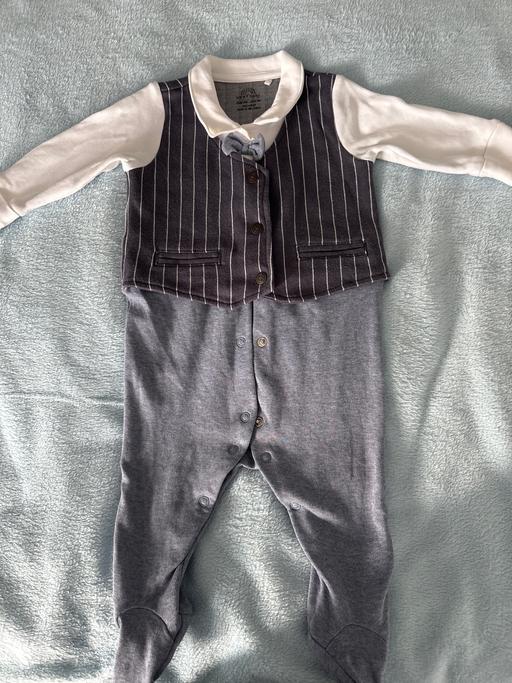 Buy & Sell Ribbleton Preston - Photos for Boys smart one piece bodysuit