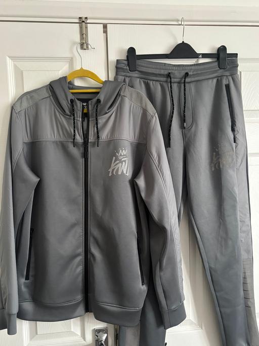 Buy & Sell Romford Havering - Photos for KWD Men's Tracksuit