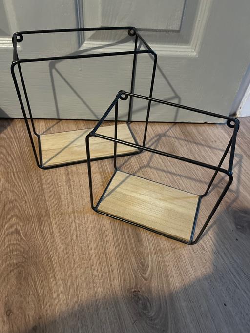 Buy & Sell Wickersley Rotherham - Photos for Hanging shelves square black and wood